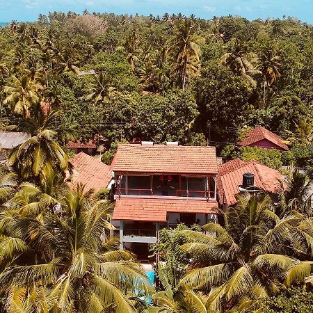 Me Yoga Villa Kumbalgama Eksteriør billede