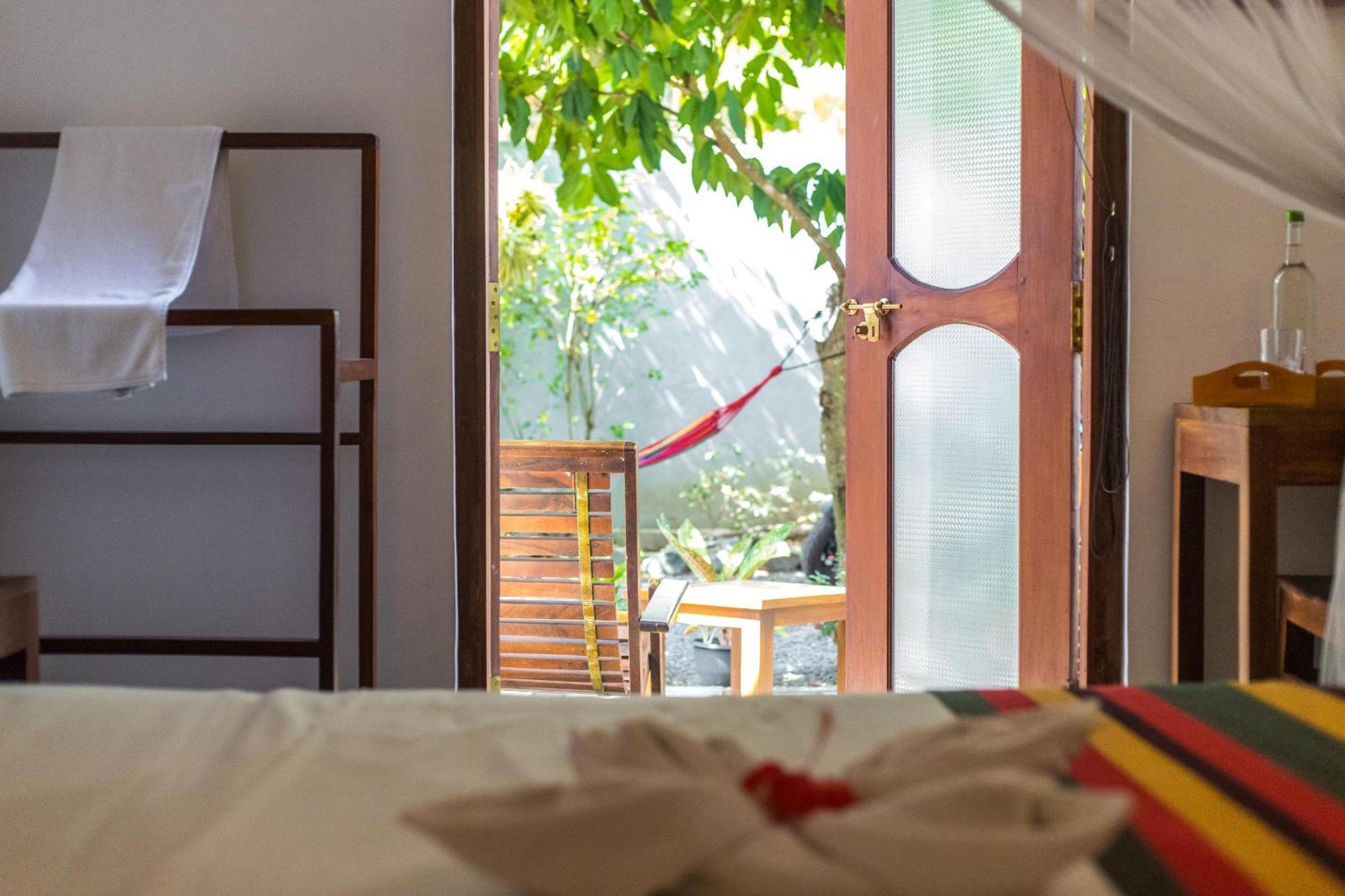 Me Yoga Villa Kumbalgama Værelse billede